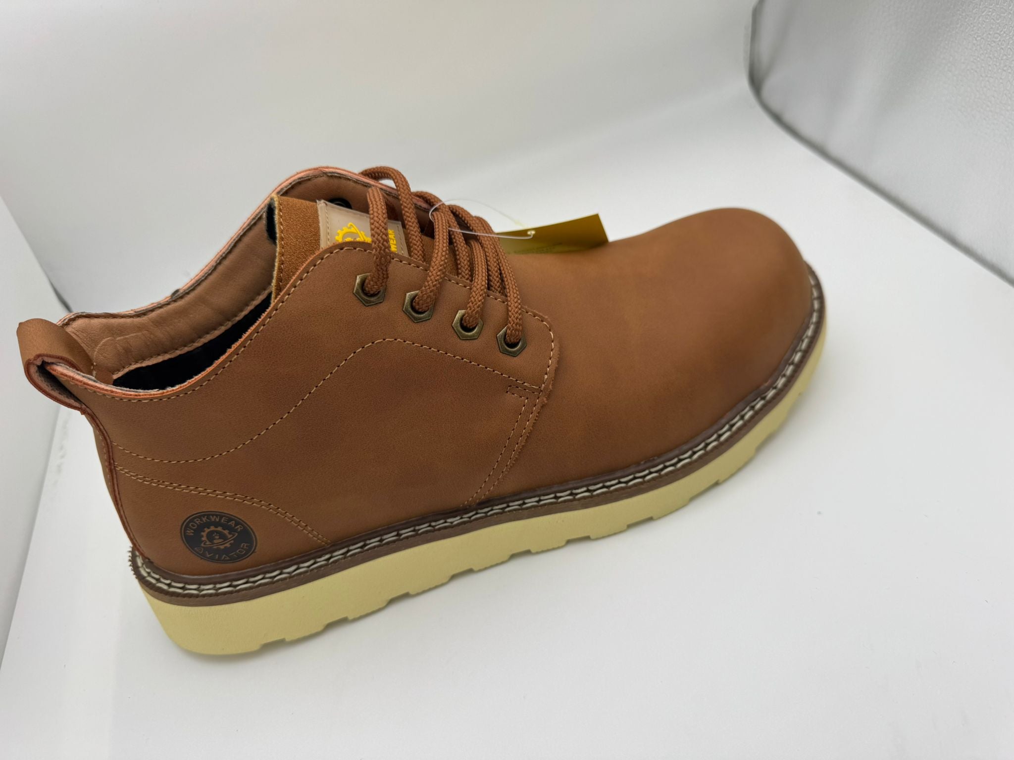 AV-1624 Composite Toe Work Shoe